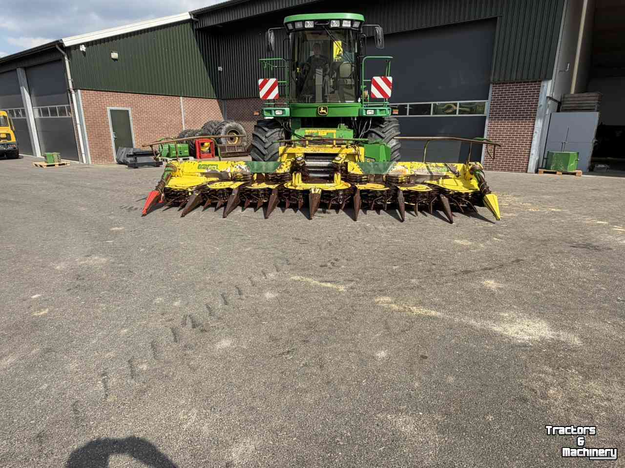 Ensileuse automotrice John Deere 7500