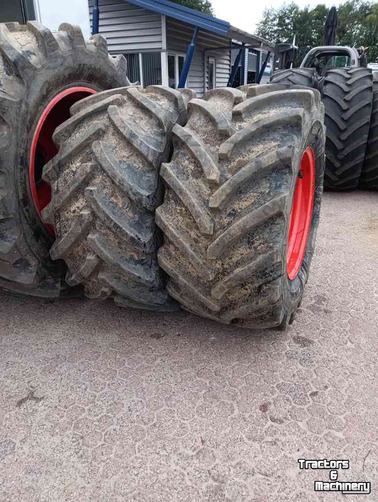 Roues, Pneus, Jantes, Barillets Jumelage BKT 900/50R42 710/55R30