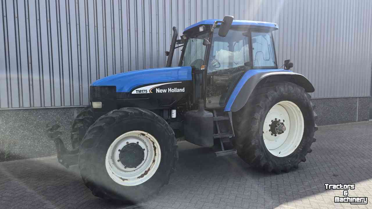 Tracteur New Holland TM175