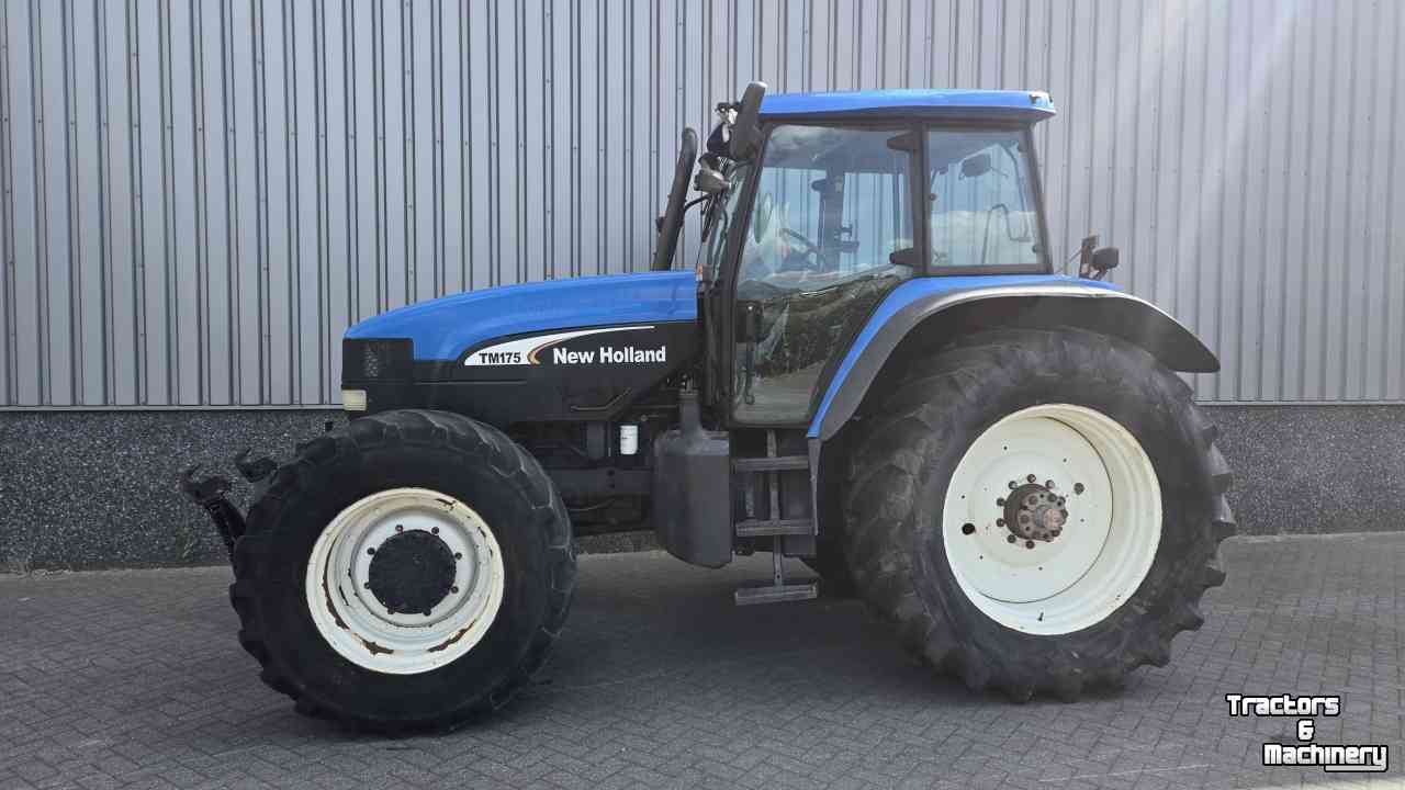 Tracteur New Holland TM175