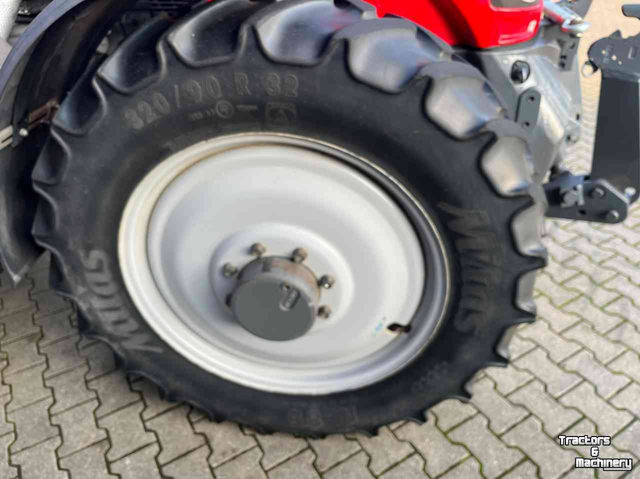 Roues, Pneus, Jantes, Barillets Jumelage Massey Ferguson 13.6R48 - 320/90R32