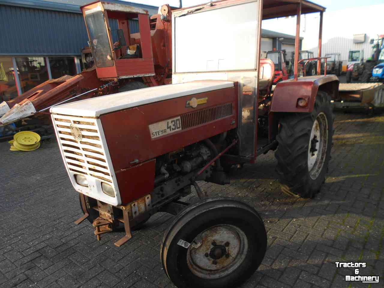 Tracteur Steyr 430