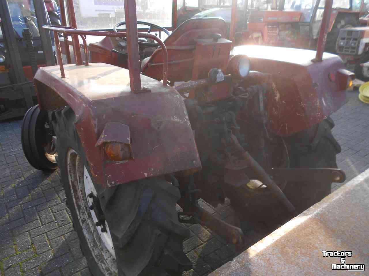 Tracteur Steyr 430