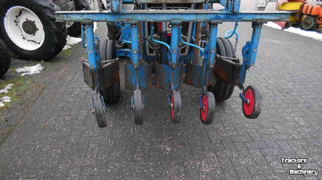 Pulvérisateur specialement pour rangées  rijenspuit