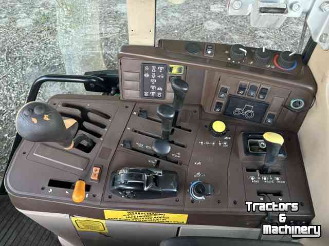 Tracteur John Deere 6610