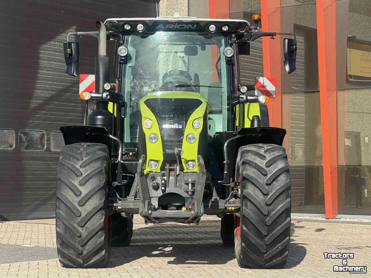 Tracteur Claas Arion 650 C-Matic vario Stage V Fronthef Lucht GPS 3140u