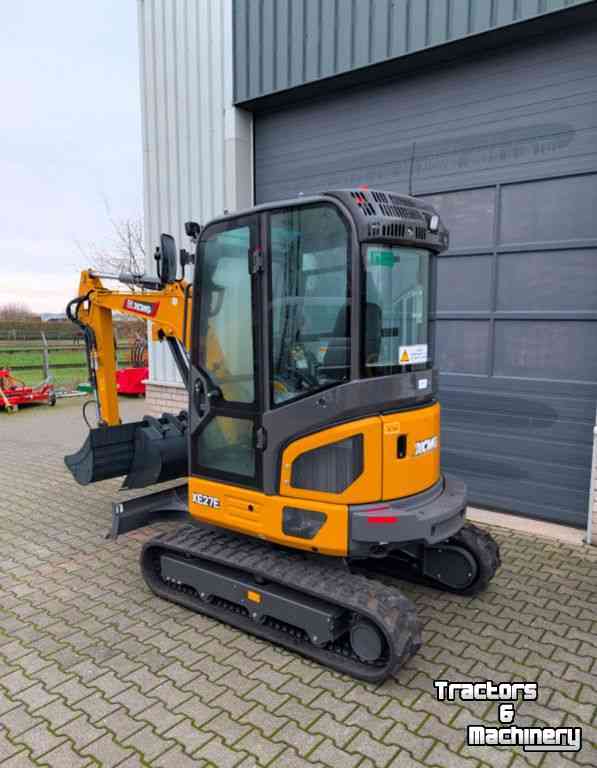 Mini pelleteuse XCMG XE27E Pro