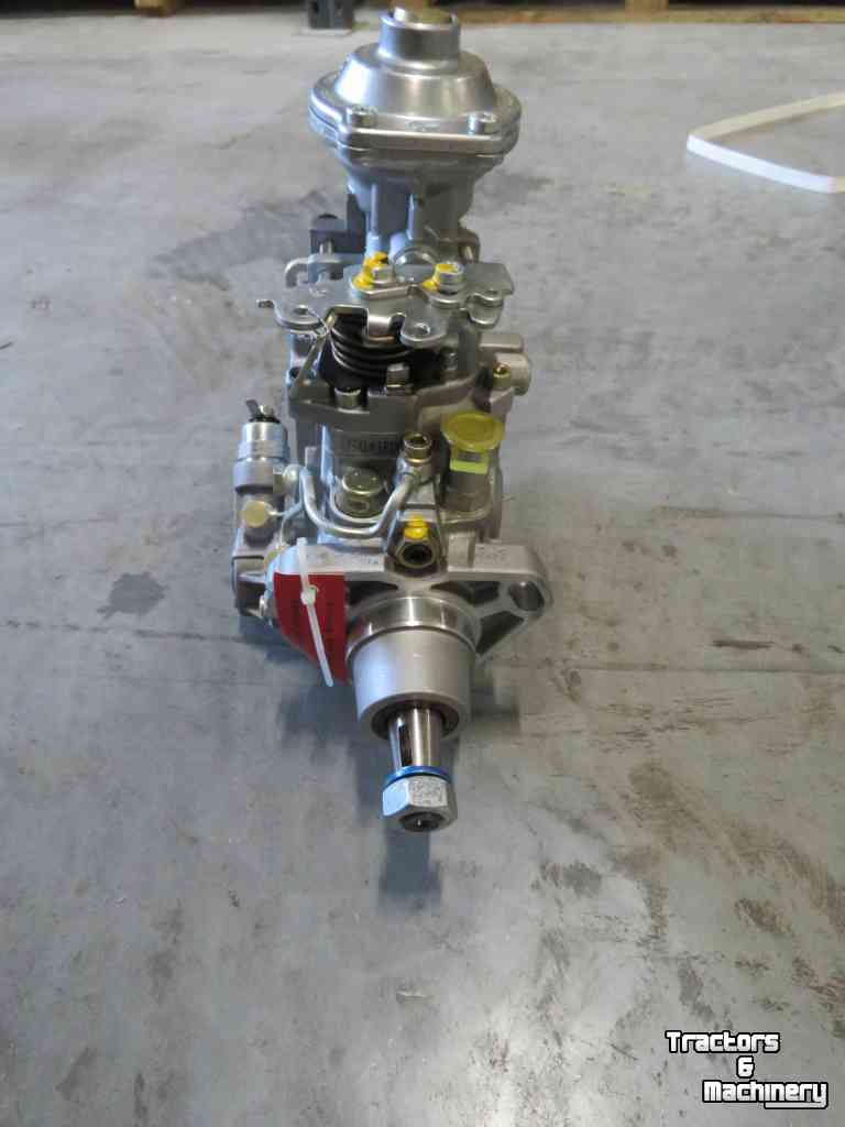 Chargeur Télescopique New Holland Brandstofpomp LM Parts nr:504063450