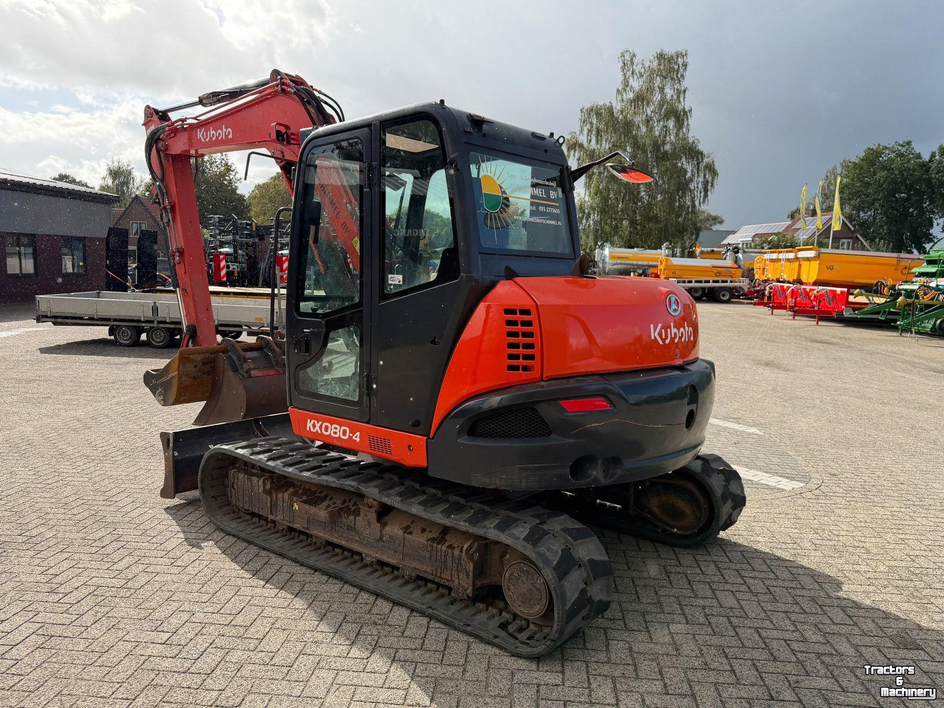 Pelleteuse Kubota KX080-4