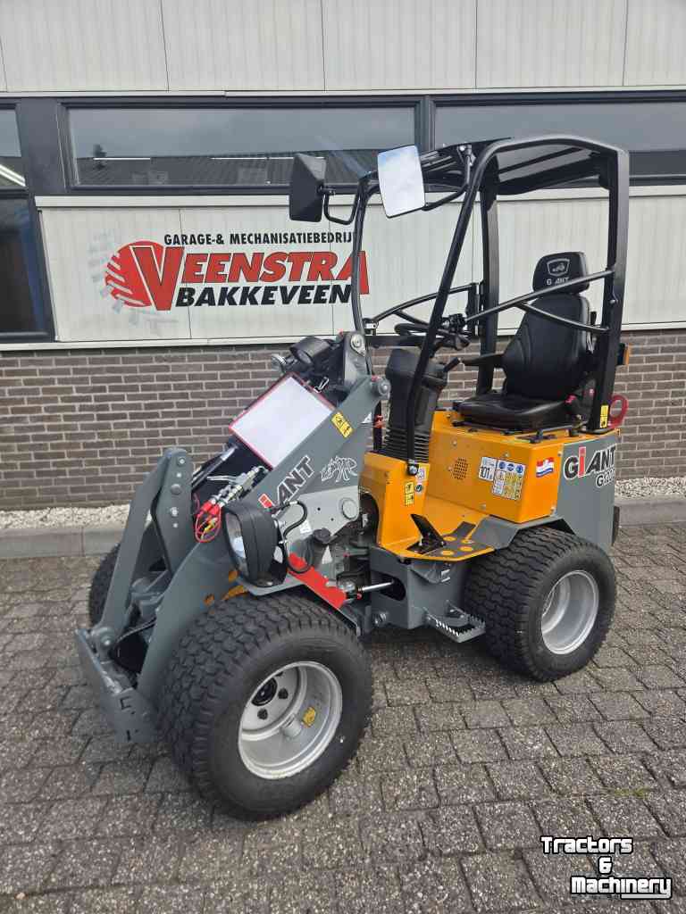 Chargeuse sur pneus Giant G1200 -50974