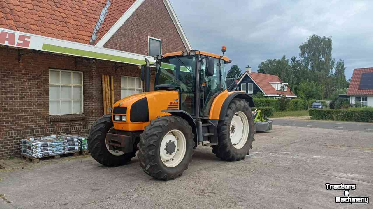 Tracteur Renault Ares 550 RZ