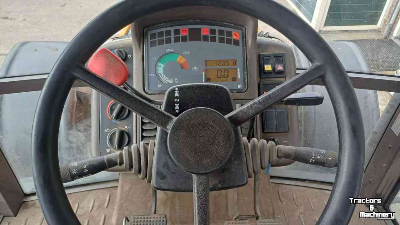 Tracteur Renault Ares 550 RZ