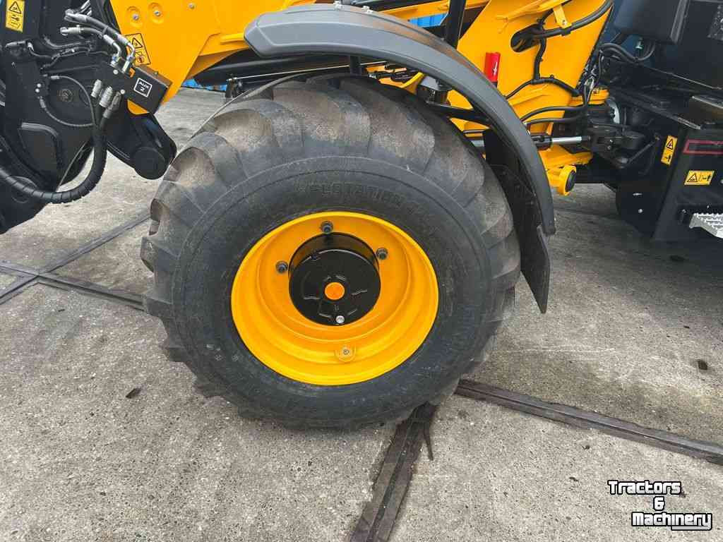 Chargeuse sur pneus telescopique JCB Telemaster TM 280 s