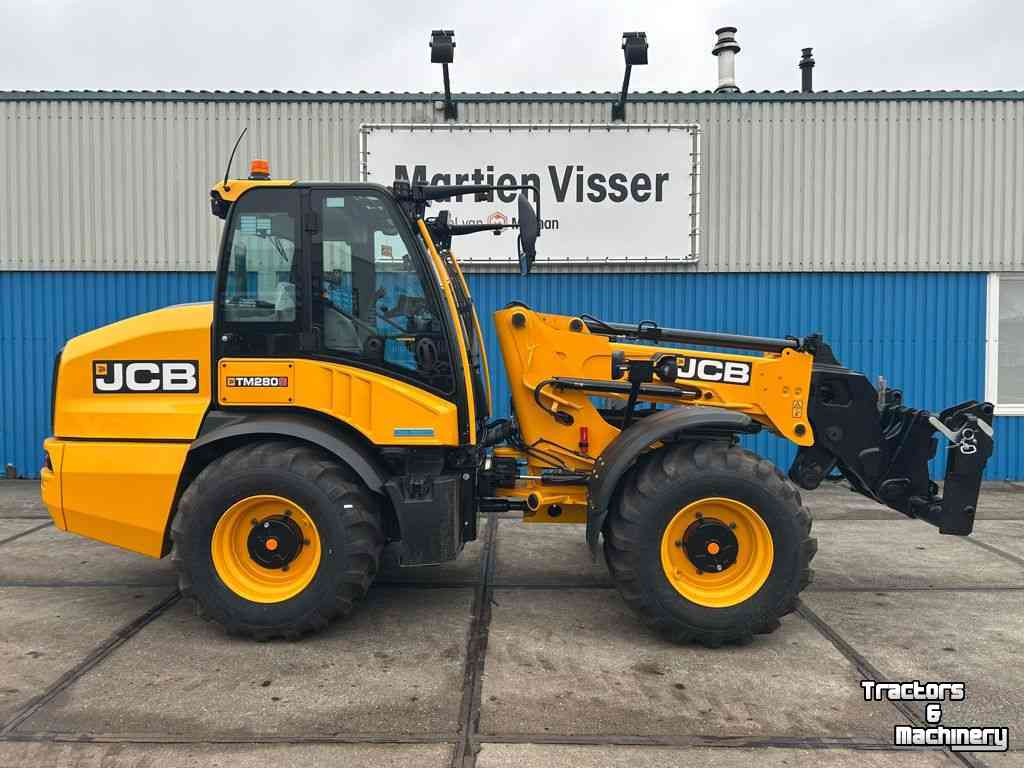 Chargeuse sur pneus telescopique JCB Telemaster TM 280 s