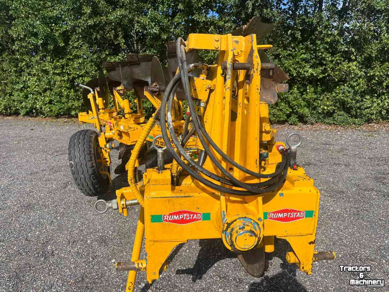Charrues Rumptstad RPV 120 - 480