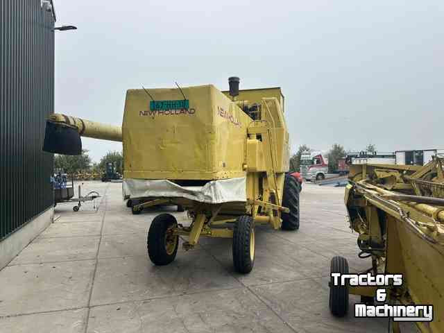 Moissonneuse batteuse New Holland clayson m 140