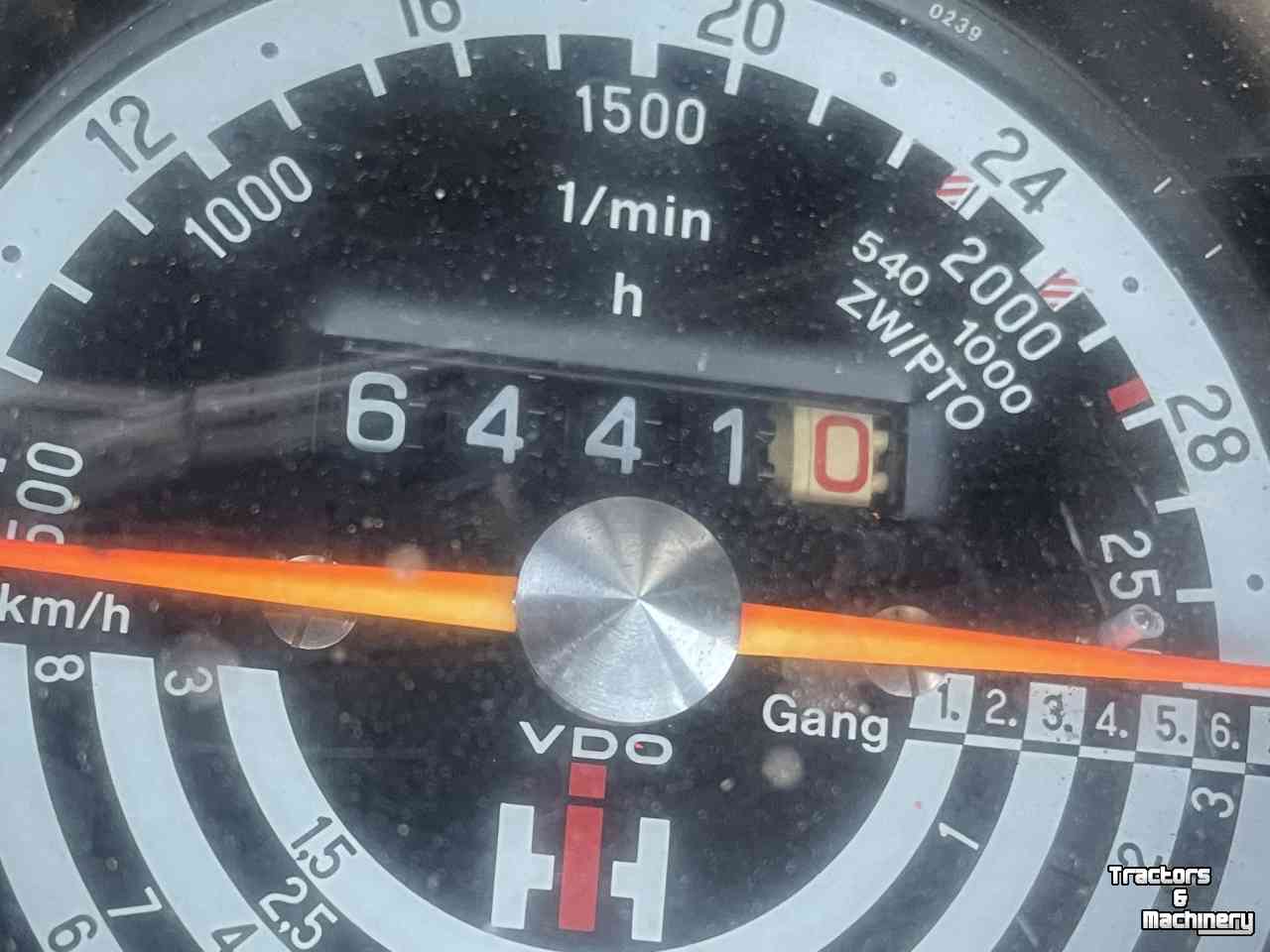 Tracteur International 633