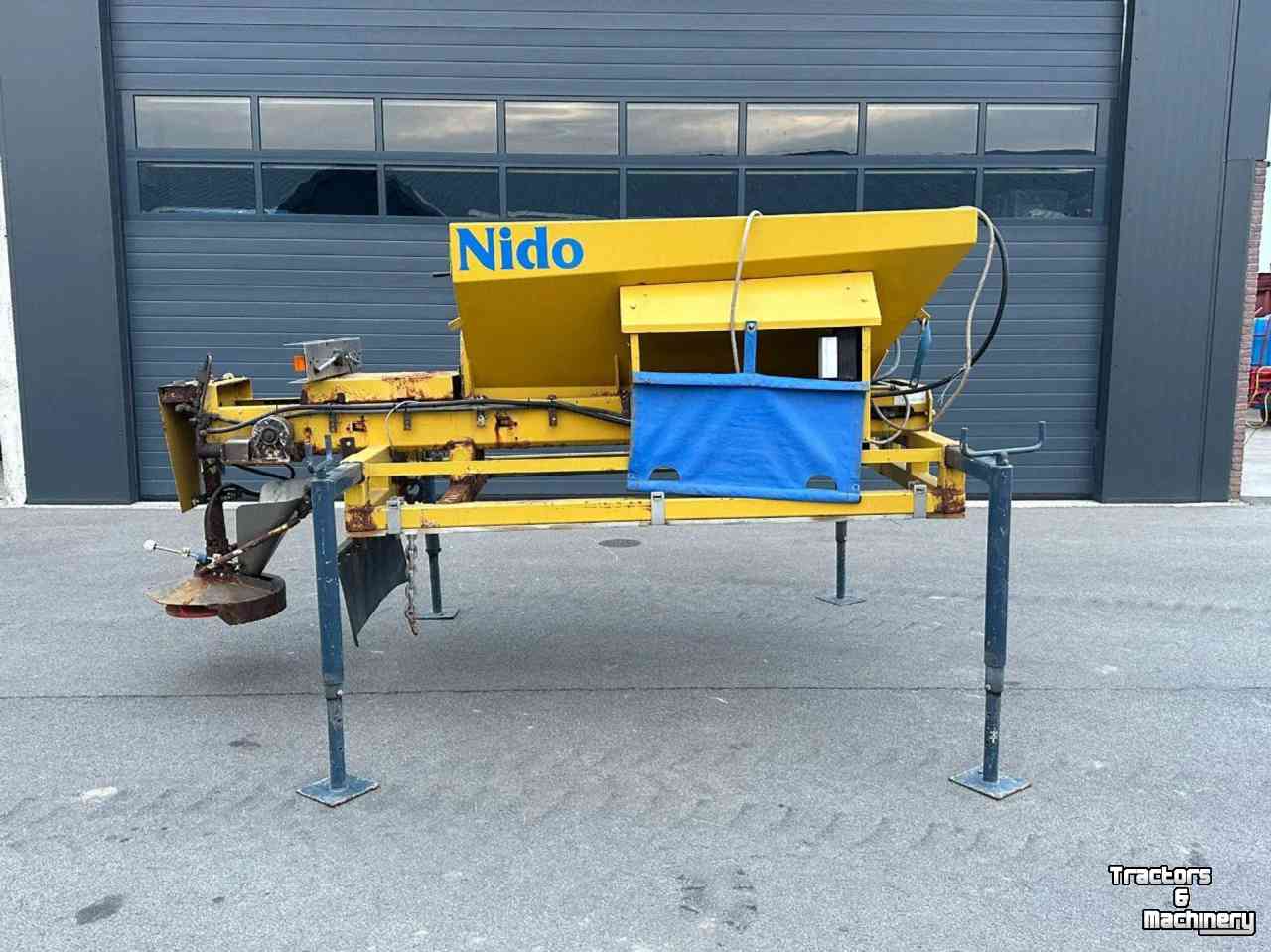 Matériel de déneigement Nido Zoutstrooier