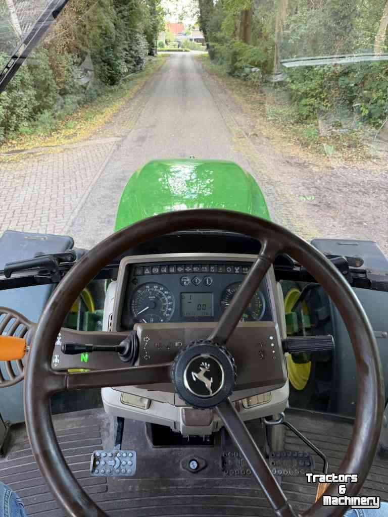Tracteur John Deere 6220 AQ