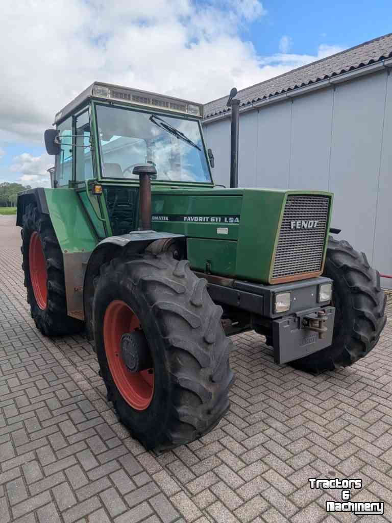 Tracteur Fendt 611 LSA