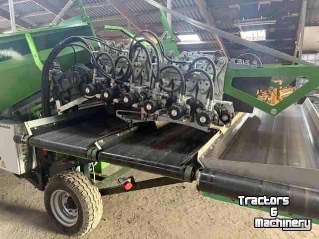 Trémie AVR Falcon 1800