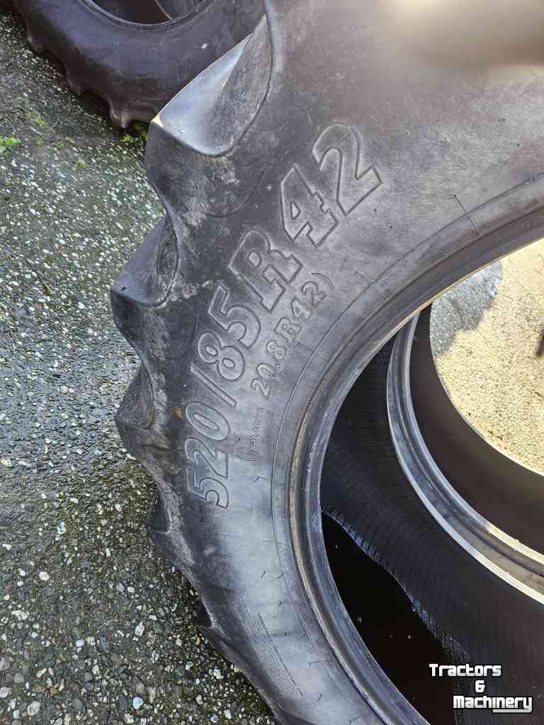 Roues, Pneus, Jantes, Barillets Jumelage BKT 520/85R42 20.8R42