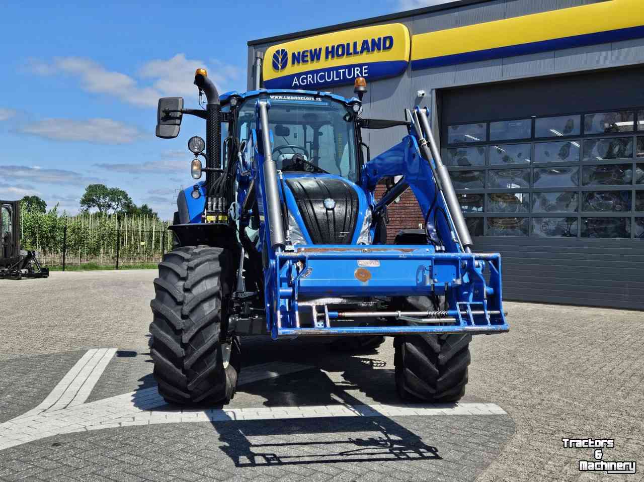 Tracteur New Holland T5.100 Electro Command