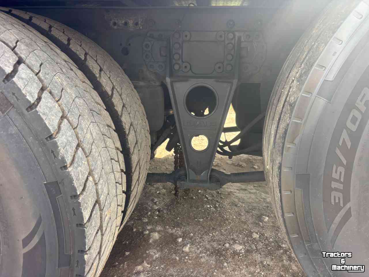 Camion  DAF Oprijwagen vrachtwagen