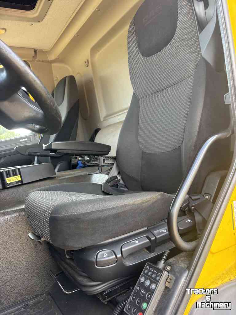 Camion  DAF Oprijwagen vrachtwagen
