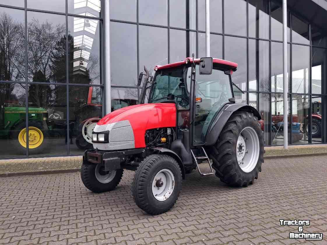 Tracteur McCormick C-100 MAX