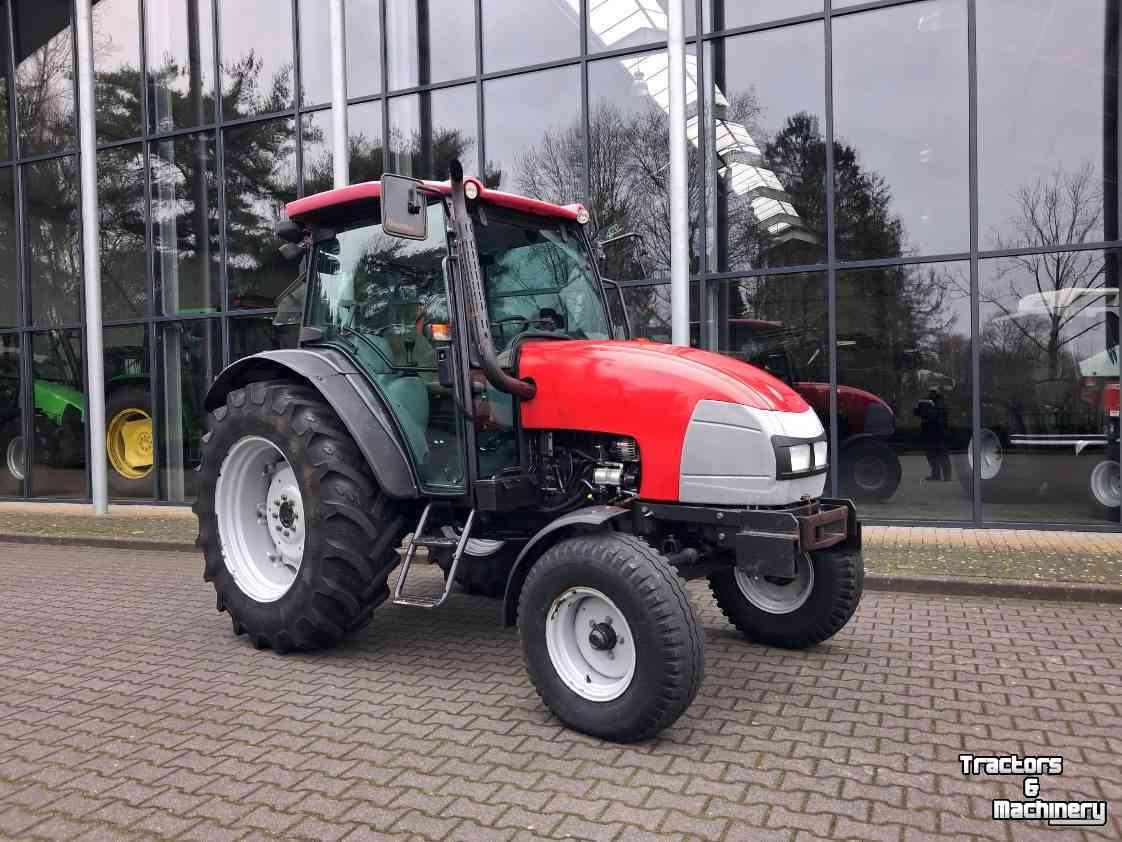 Tracteur McCormick C-100 MAX