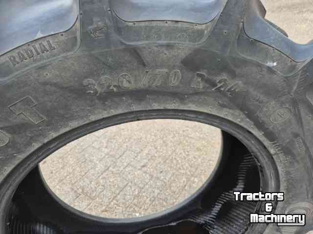 Roues, Pneus, Jantes, Barillets Jumelage Continental 320/70-24
