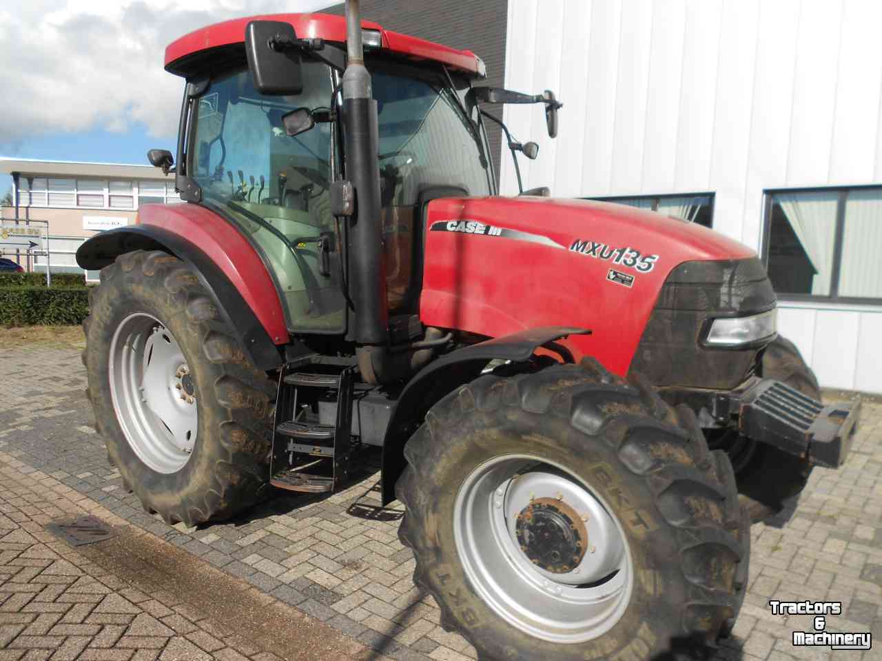 Tracteur Case-IH maxxum 135