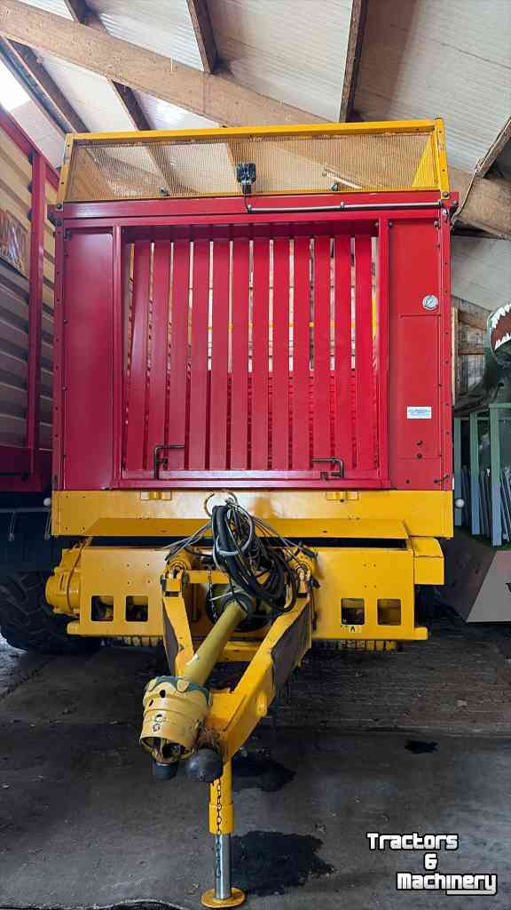 Autochargeuse Schuitemaker Rapide 135S opraapwagen