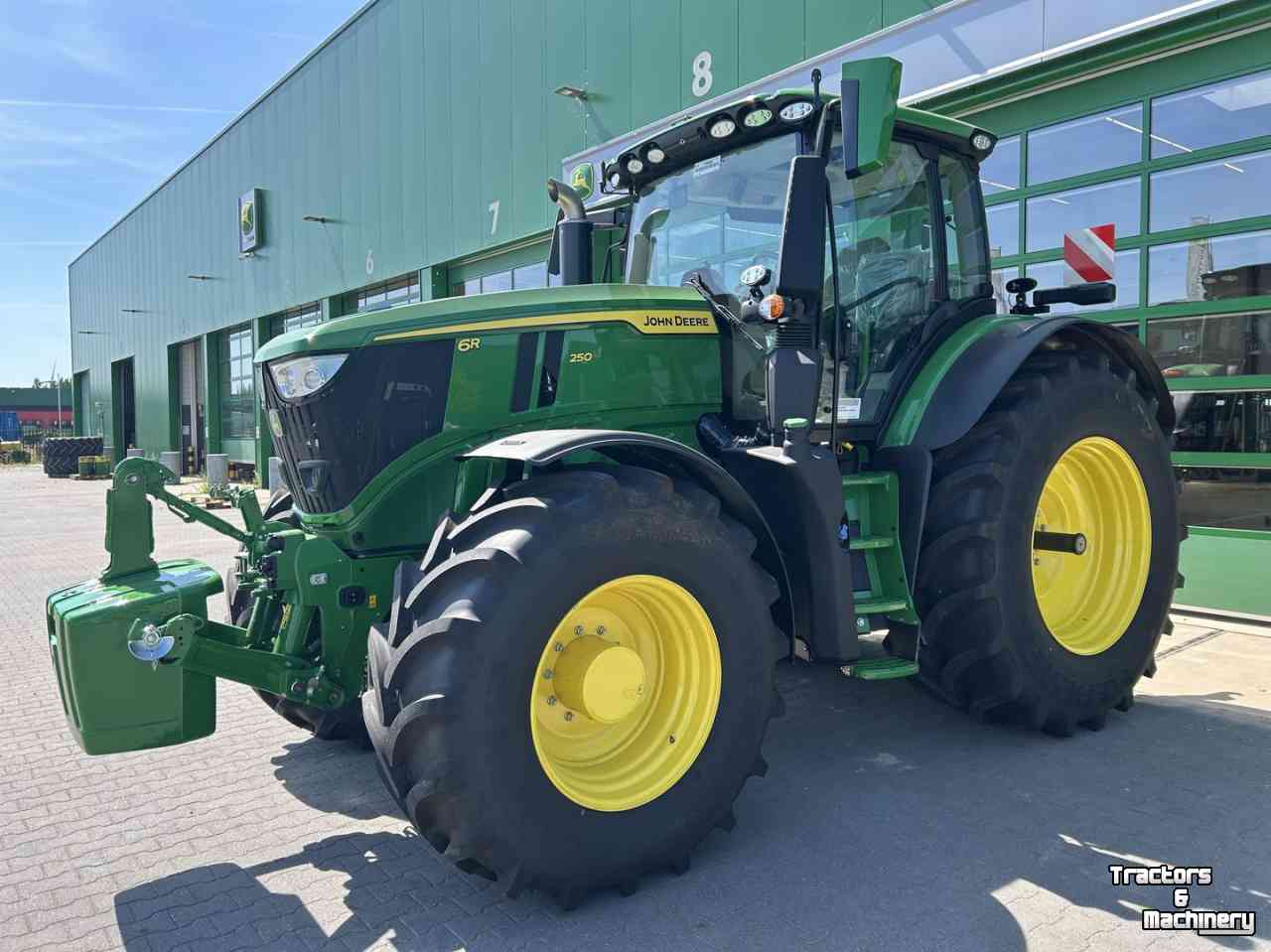 Tracteur John Deere 6R 250