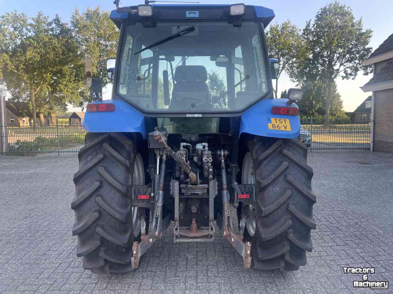 Tracteur New Holland TS90 SDC 24/24