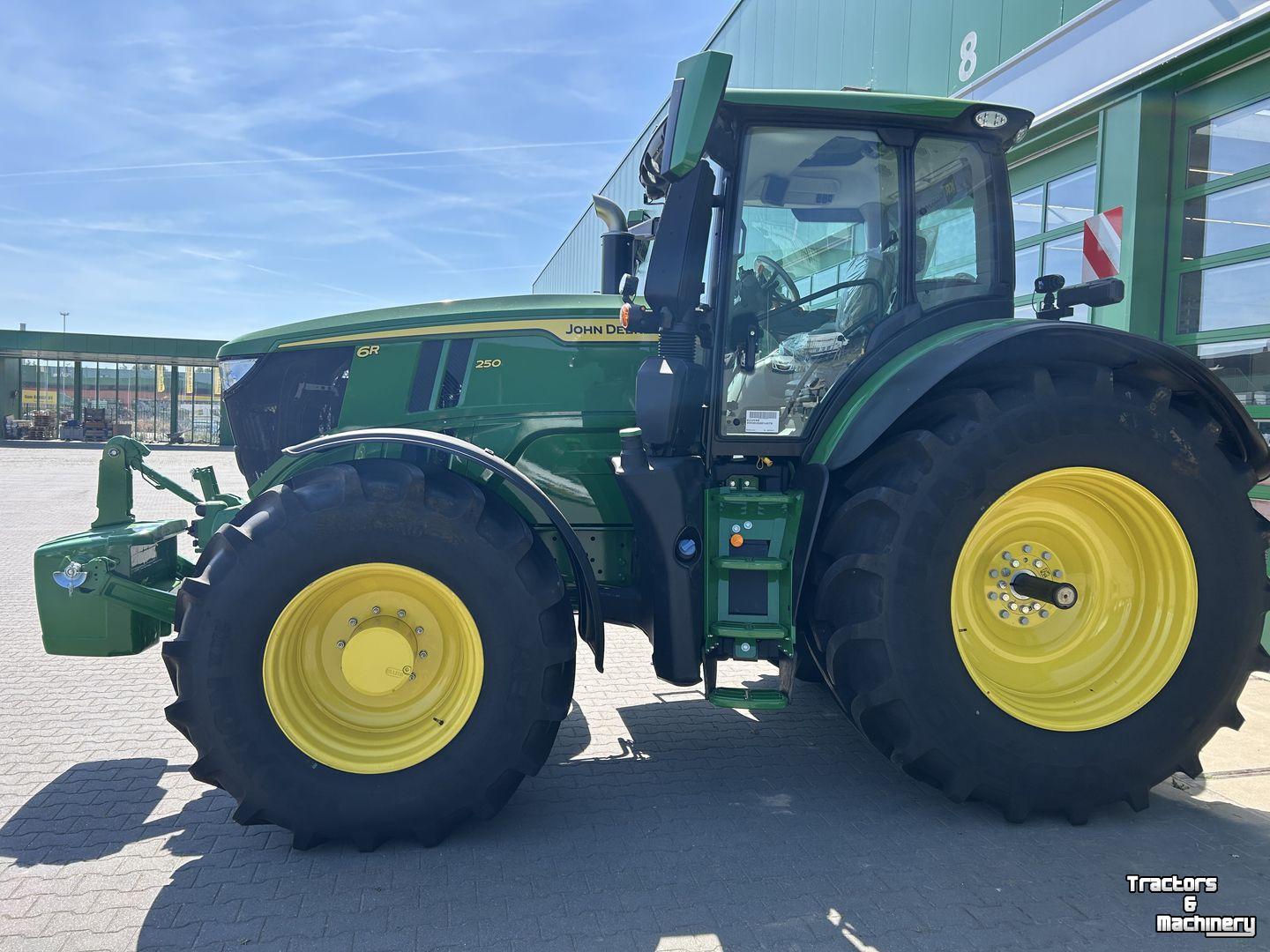 Tracteur John Deere 6R 250