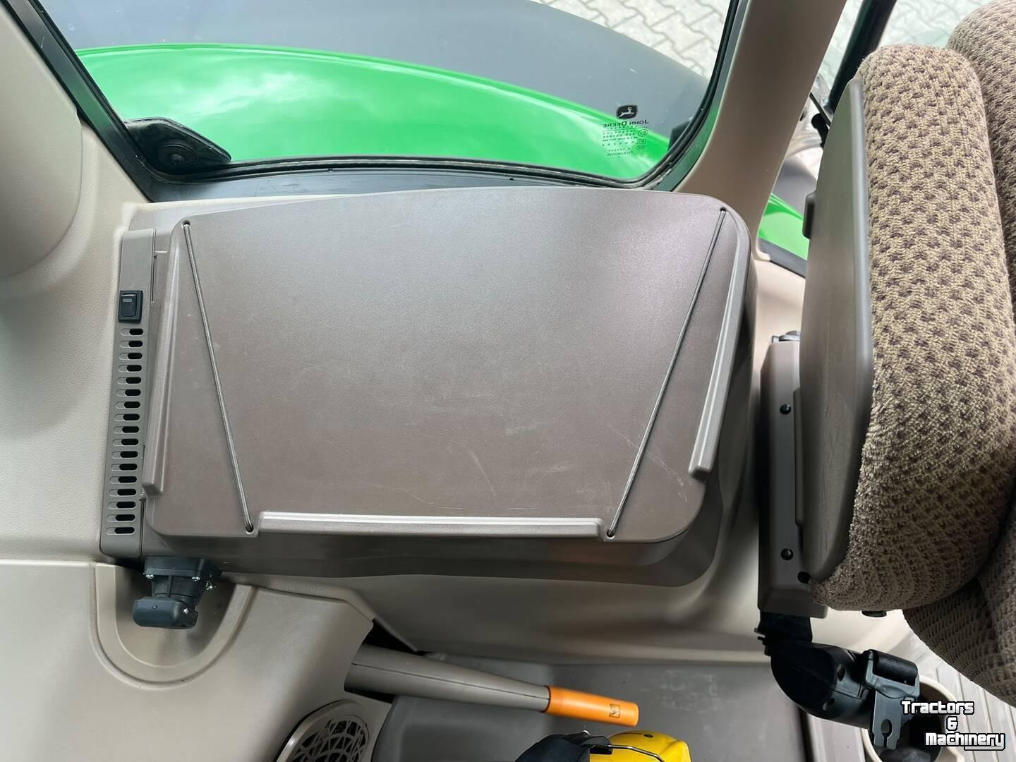 Tracteur John Deere 6R 150