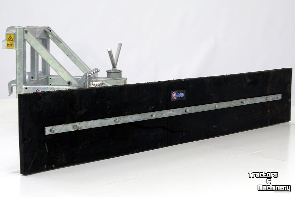 Rabot caoutchouc Qmac 240 MECH SCHUIN SCHAFFER BORD