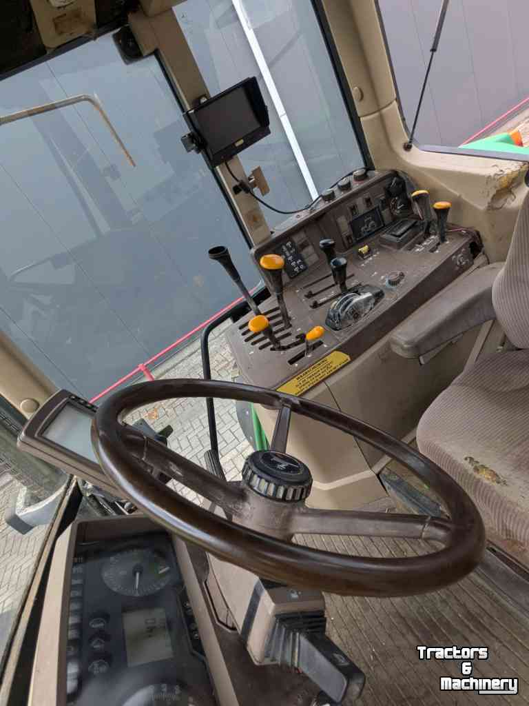 Tracteur John Deere 6210