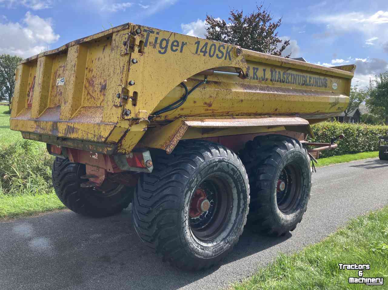Benne agricole Jako Tiger 140SK
