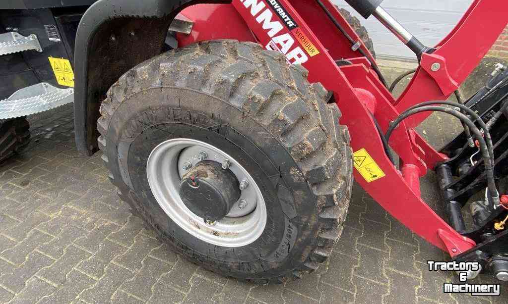 Chargeuse sur pneus Yanmar V80-5
