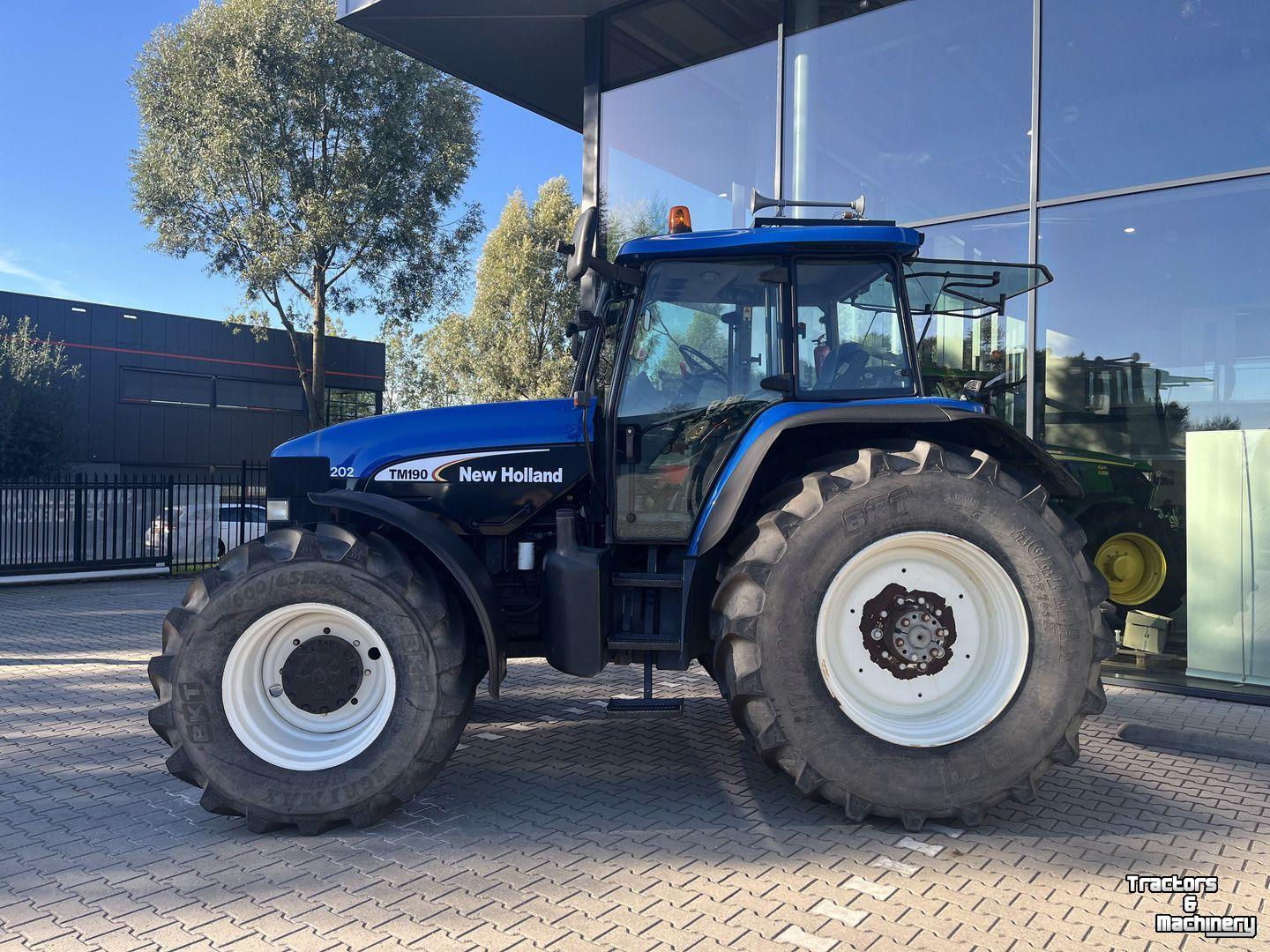 Tracteur New Holland TM190