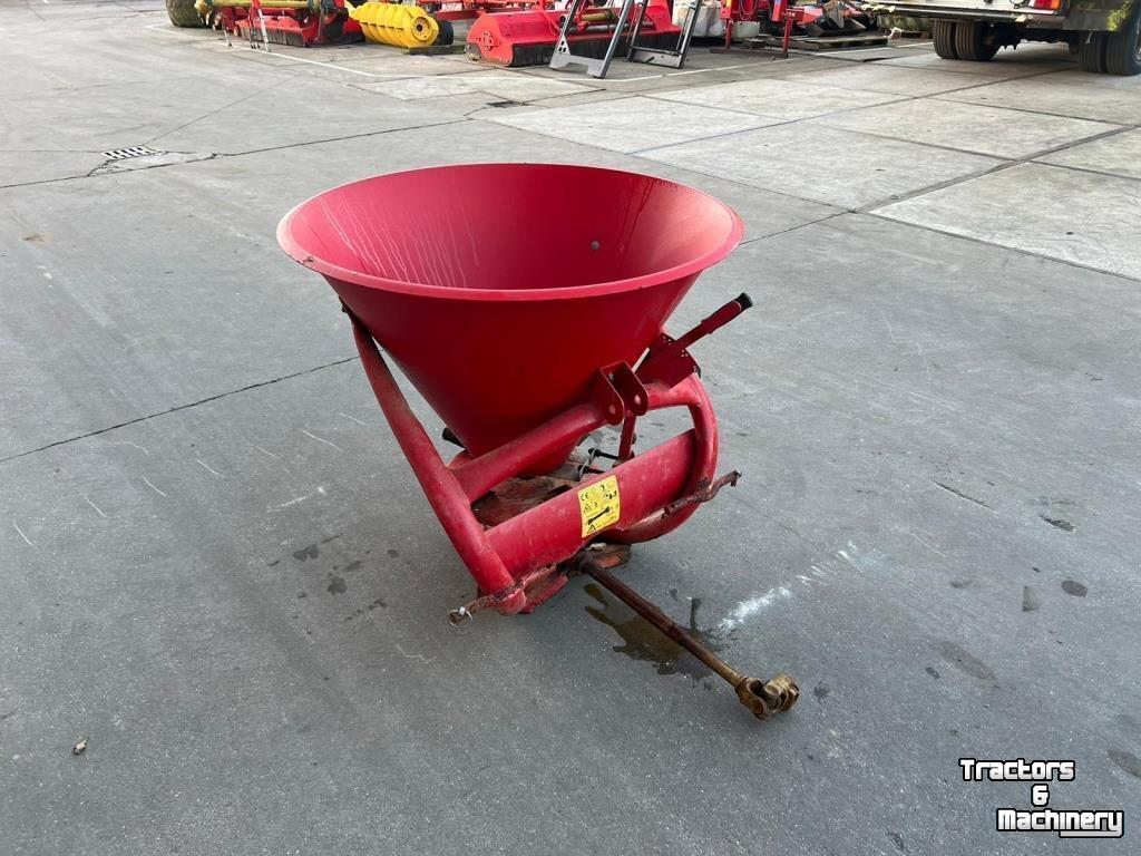 Distributeur d‘engrais Agram 350