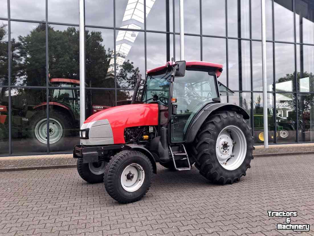Tracteur McCormick C-100MAX