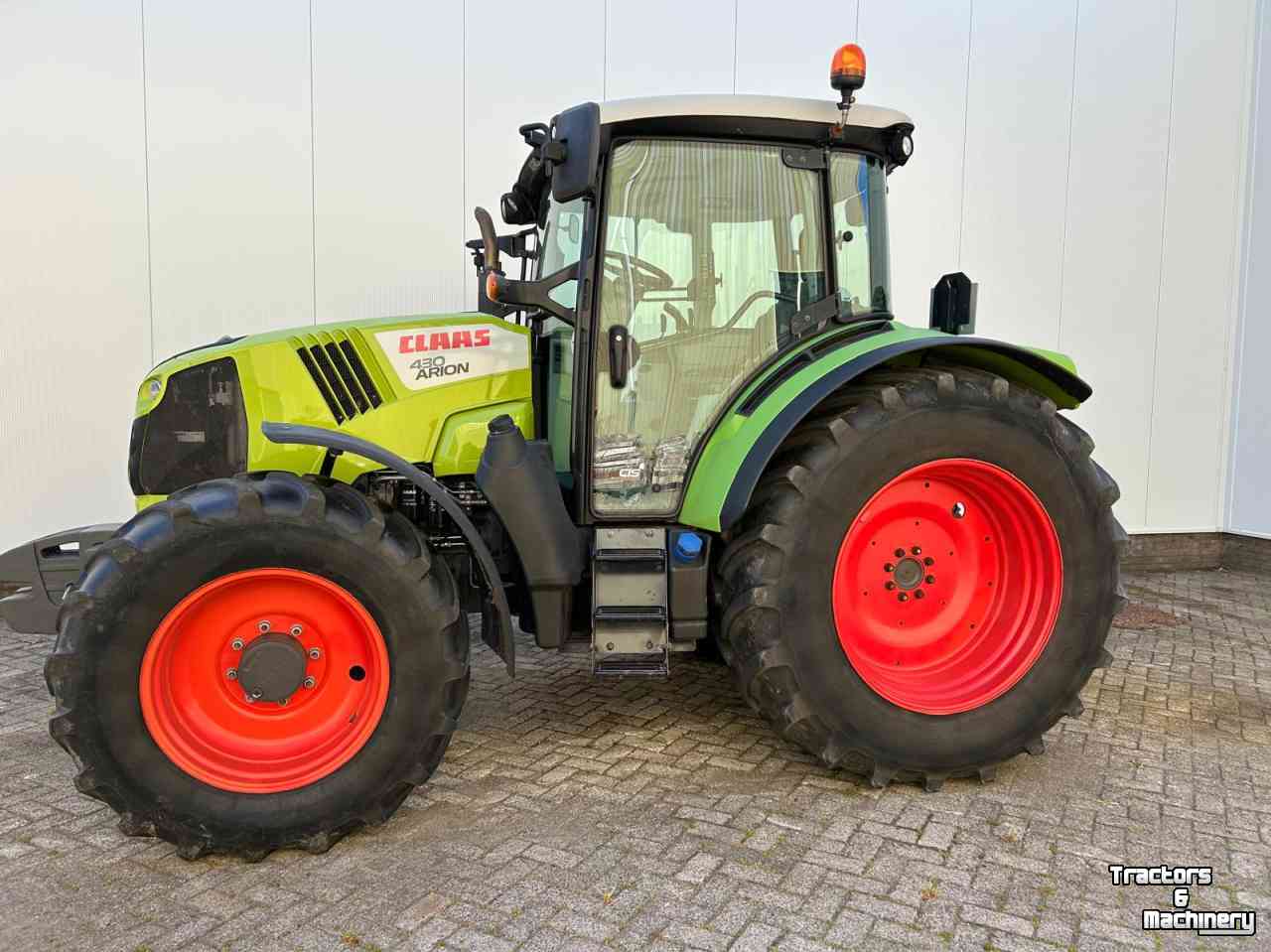 Tracteur Claas Arion 430 CIS
