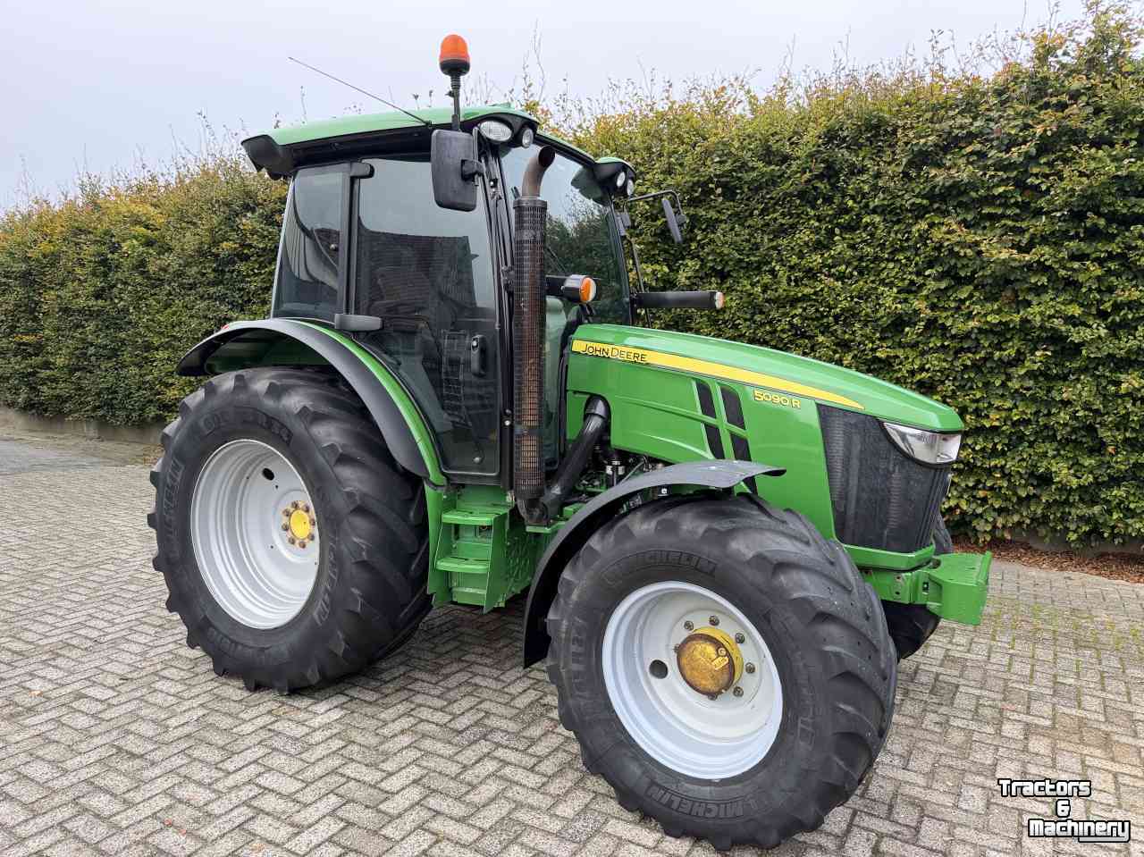 Tracteur John Deere 5090R