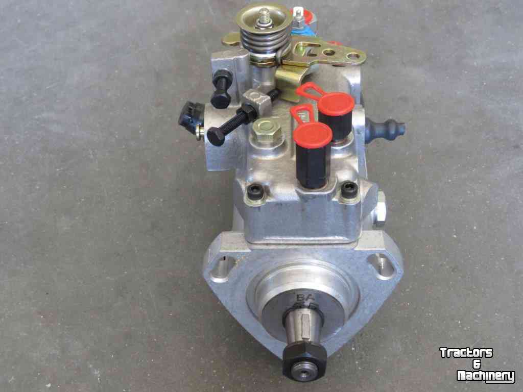 Moissonneuse batteuse New Holland Brandstof voor Laverda L411  L413  L416  L516    New Holland TC52  TC54  TC55  TC56  TC57