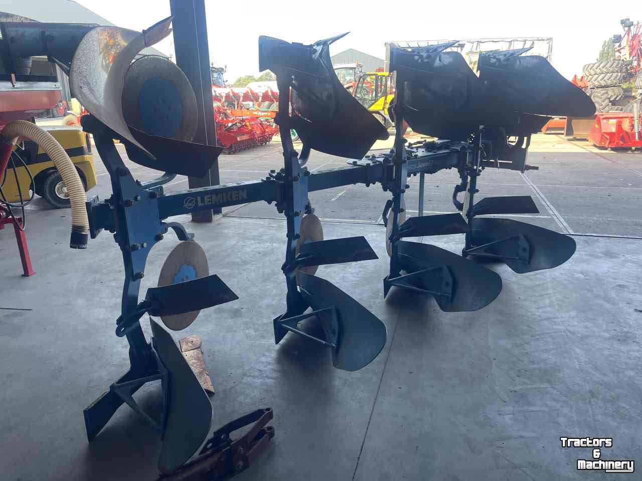 Charrues Lemken Juwel 7