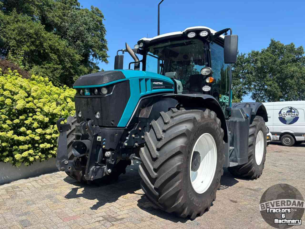 Tracteur JCB Fastrac 4220 25 YEARS EDTION